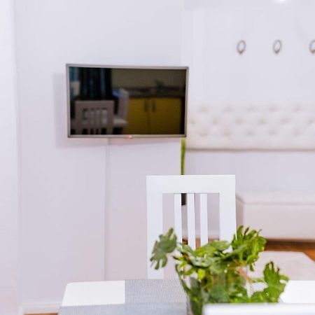 Eunice Apartament Oradea Eksteriør bilde