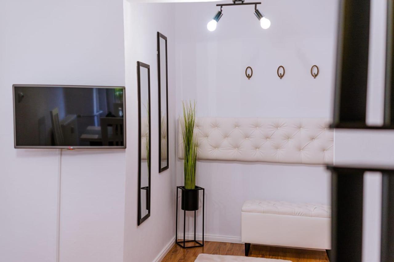 Eunice Apartament Oradea Eksteriør bilde