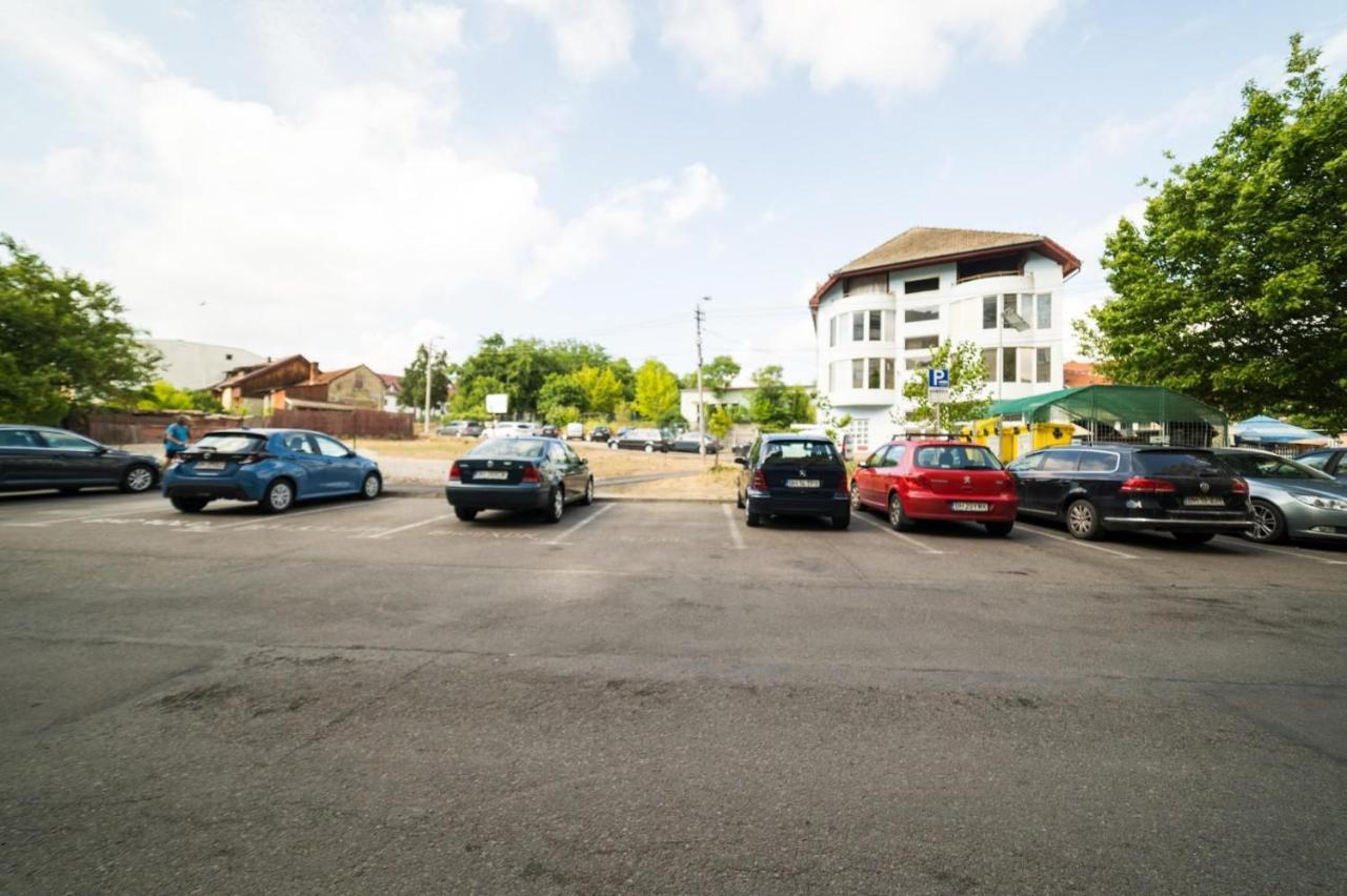 Eunice Apartament Oradea Eksteriør bilde